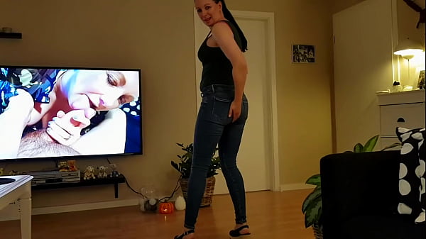 Hot Stepmom Caught Stepson and Gives Blowjob And Fucks