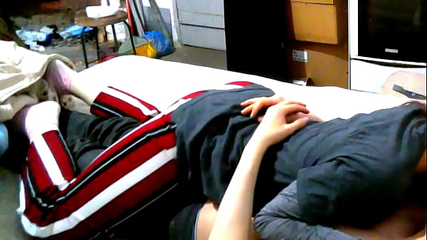 jugando y jugando y después follando y follando que rico