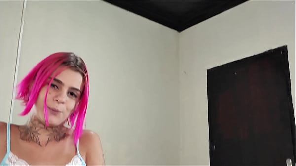 minha madrasta deu pro meu namorado no pelo e mostrou como se senta numa pica